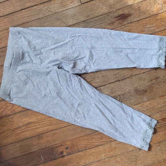 *NWOT* SO capri leggings - Picture 1 of 3